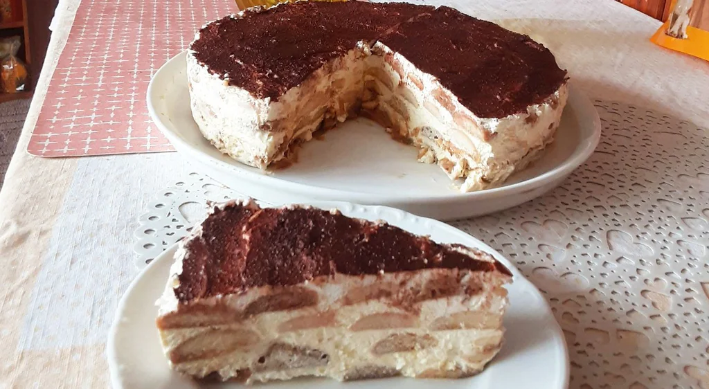 Obrázek receptu na České Tiramisu z kakaově-kokosových sušenek Koka