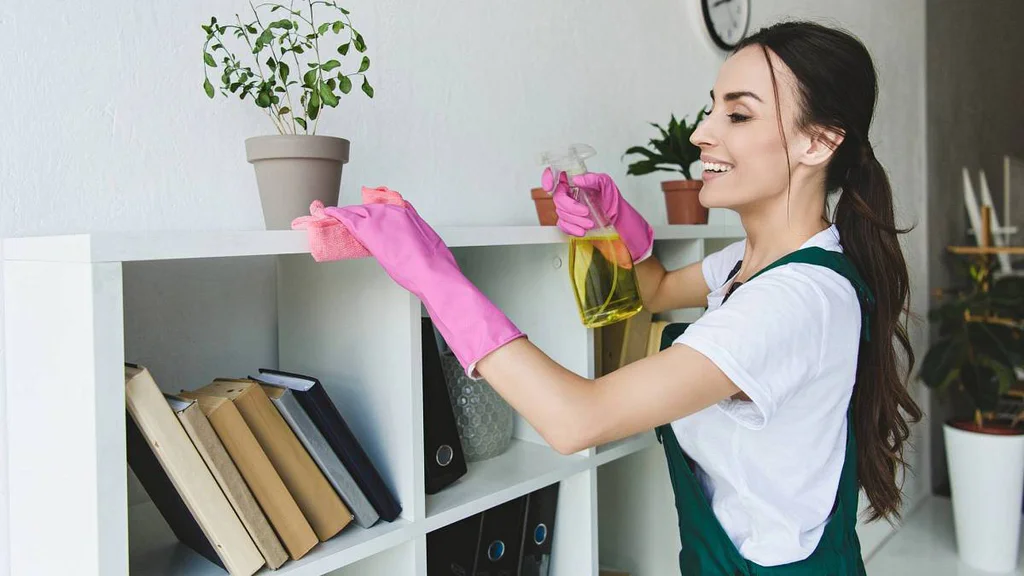 Tato běžná chyba při úklidu vám zbytečně zabírá čas