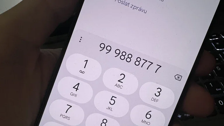 Volání v OS Android