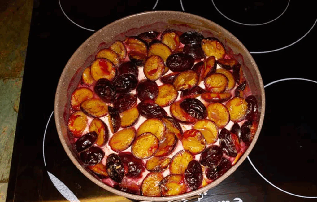 Obrázek k receptu na bezlepkový švestkový koláč