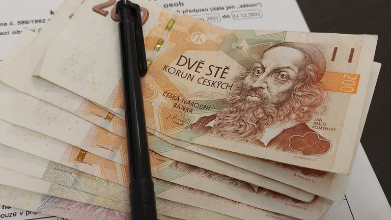 České peníze