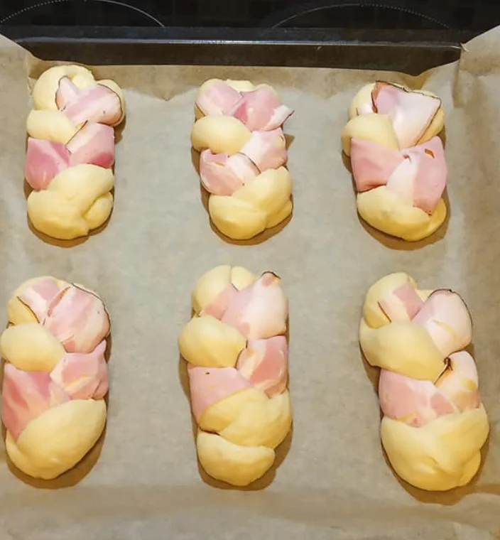 Housky zaplatíme se slaninou trojmo.