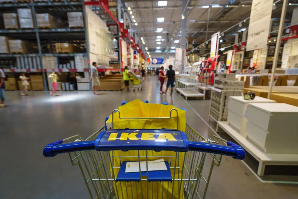 Nákupní vozík Ikea ve skladu