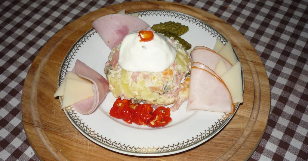 Fotografie ke kvízu na téma gastronomie z období socialismu