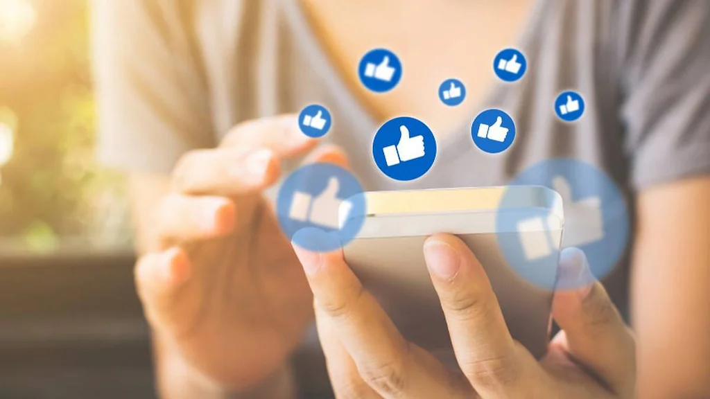 Lajkujte fotky a dostanete peníze, slibuje brigáda