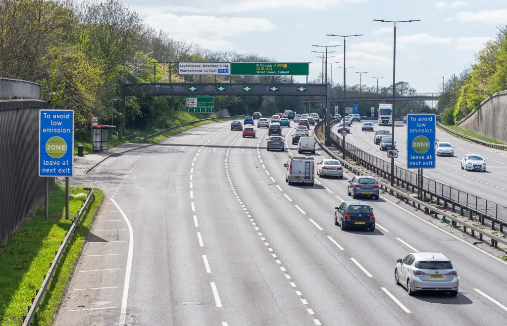 nízkoemisní zóny na dálnici