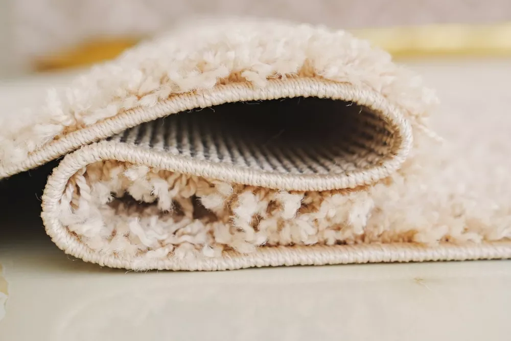 detail na koberec s vysokým vláknem
