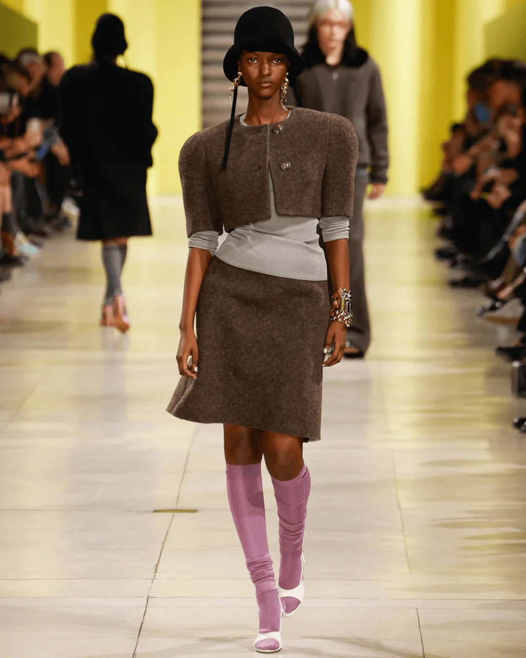 Modelka na přehlídkovém mole