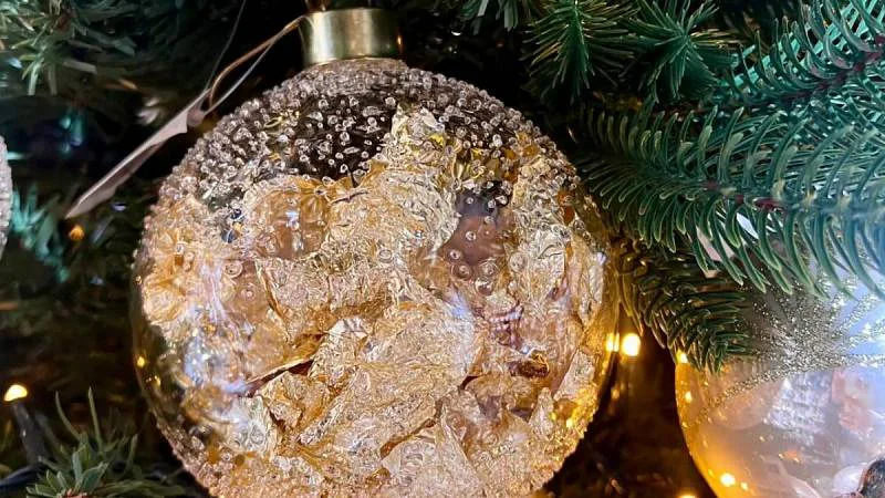 moderní vánoční ozdoba