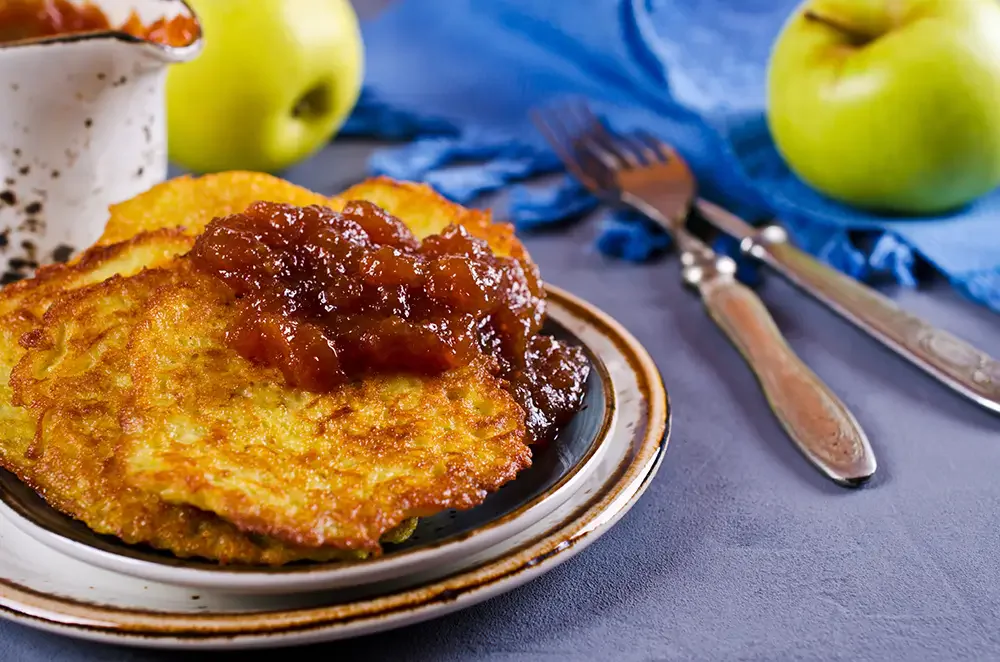 Placky s marmeládou.