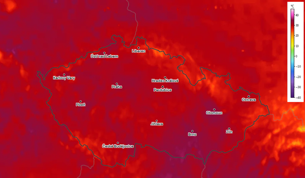 Obr. 1: Teplota během čtvrtečního odpoledne v Česku. Zdroj: Aladin/Meteocentrum