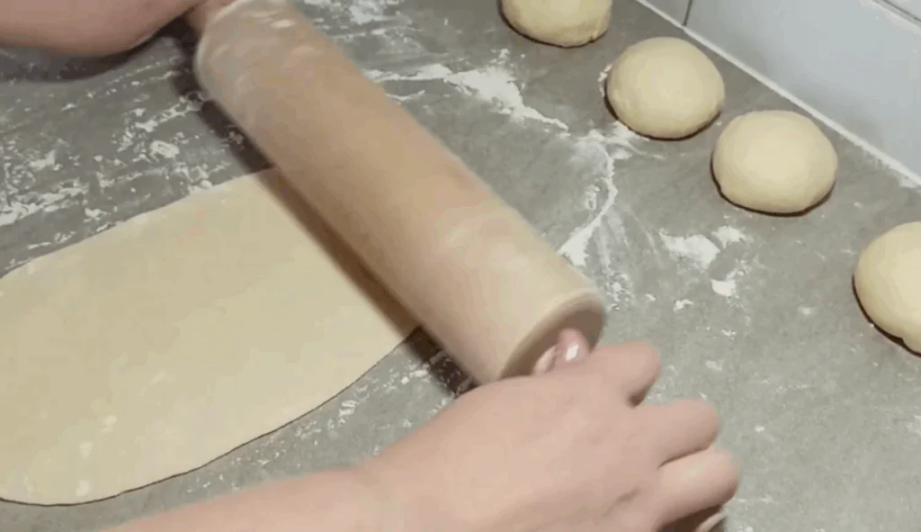 Obrázek k receptu na domácí rohlíky