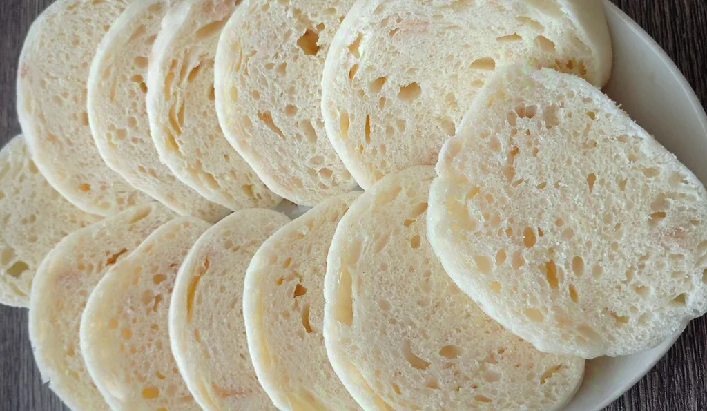 Recept na houskový knedlík, který je pařený