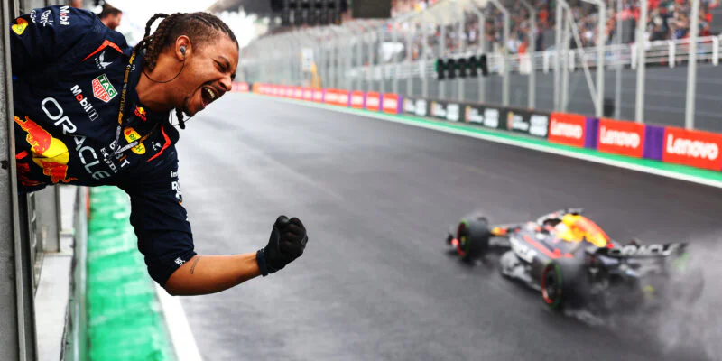 Max Verstappen vítězí ve Velké ceně Brazílie 2024