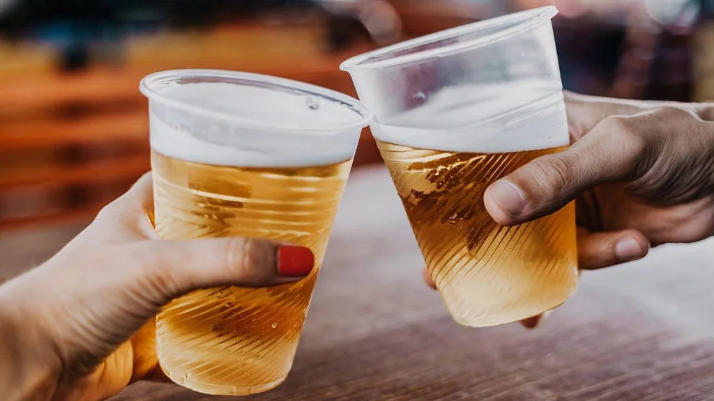 Hospodský kvíz: 6 půllitrů, 10 otázek – kdo se dnes vytáhne?