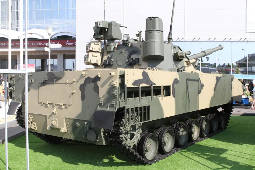 2S25 Sprut SD, zezadu, výstava Army, 2022