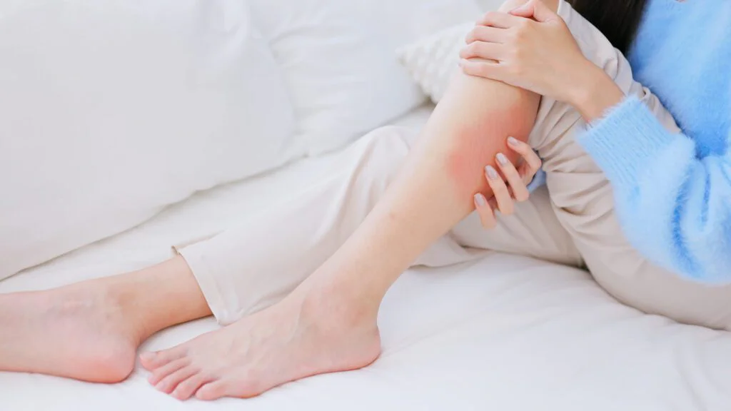 Naslouchejte kůži, než zakřičí nahlas