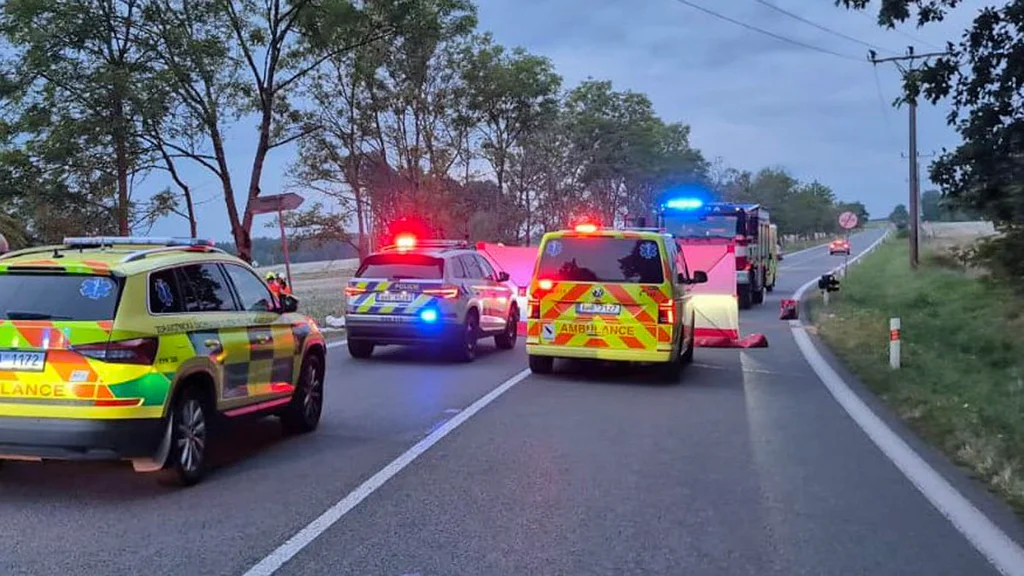 Tragická nehoda u Dvora Králové.