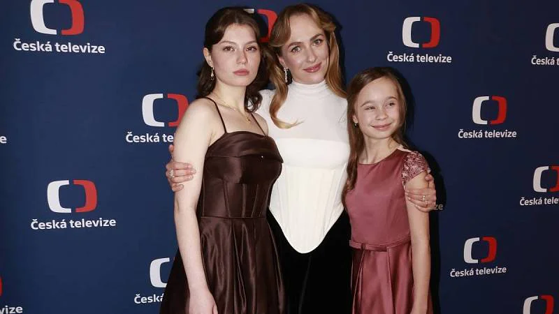 Elizaveta Maximova, Sophie Šporclová a Valentyna Bečková