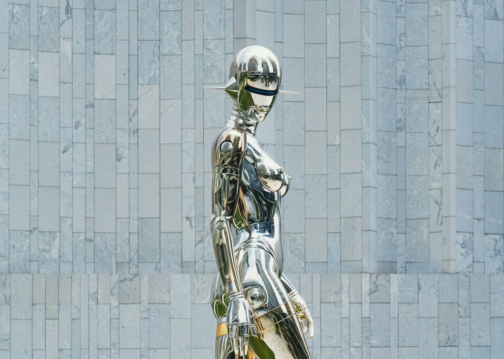 Češi si povídají s AI víc než s partnery. A začíná to mít následky