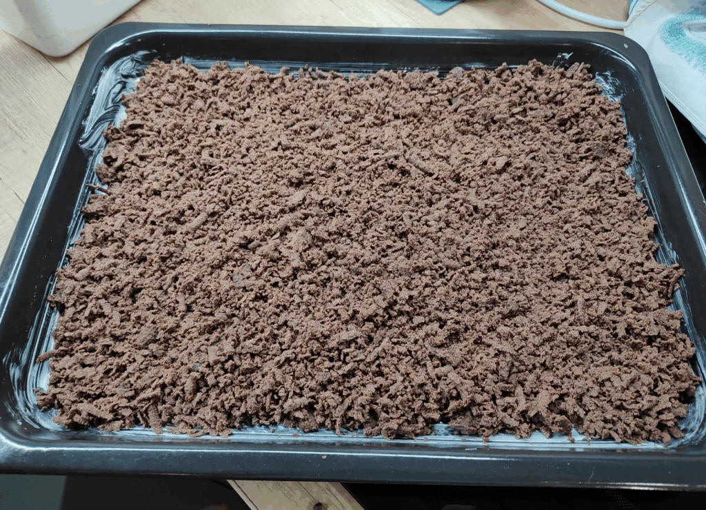 Obrázek k receptu na tvarohový koláč s kakaovou drobenkou