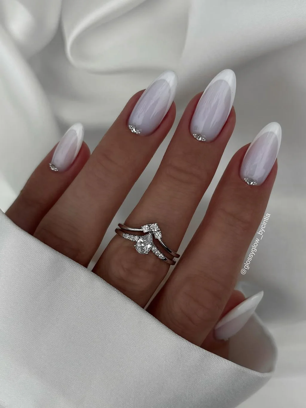 httpswww.instagram.comglossyglow_bycintia