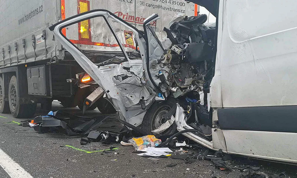 Tragická nehoda na dálnici D2. Foto: Policie ČR