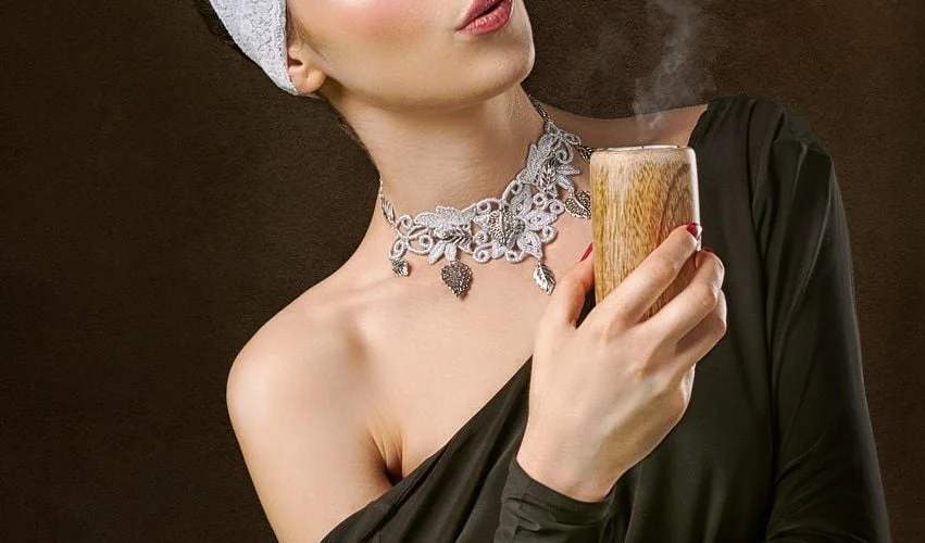 Červené tečky na hrudi – jsou nebezpečné retinol, pleť, noční péče, hydratace, kosmetika Vyrobte si vánoční svíčku z pravé čokolády