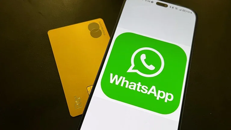 WhatsApp a platební karta