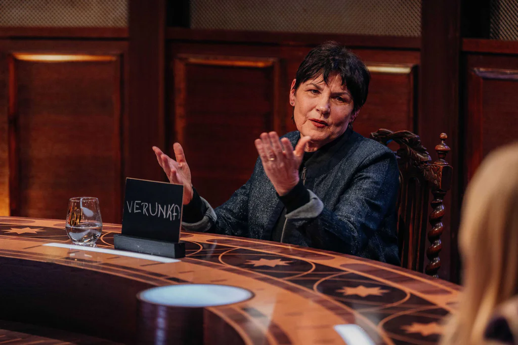 U posledního kulatého stolu byla vyloučena Kateřina Hofmanová. Foto: TV Prima