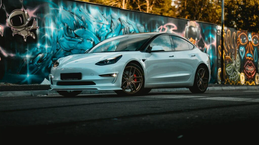 Propady akcií a zrušení dotací