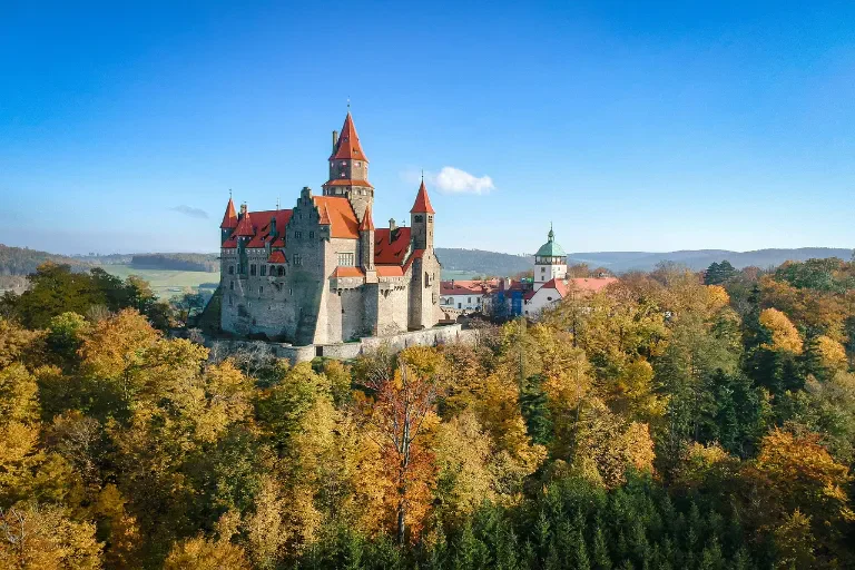 hrad_bouzov