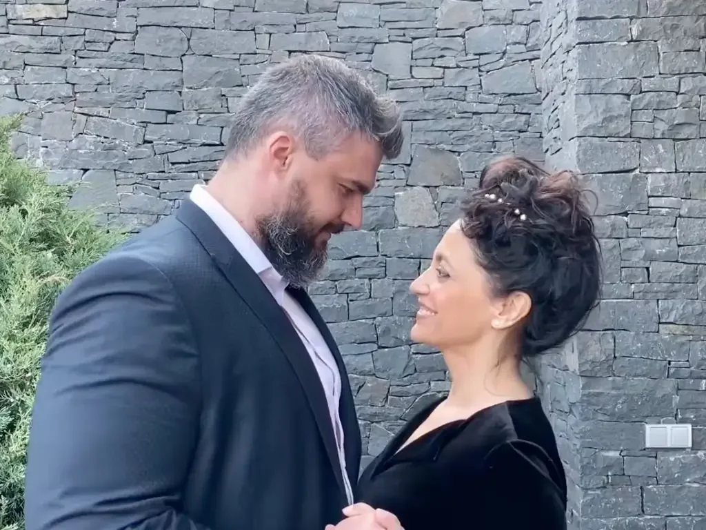 Lucie Bílá a Radek Filipi se dívají jeden druhému do očí