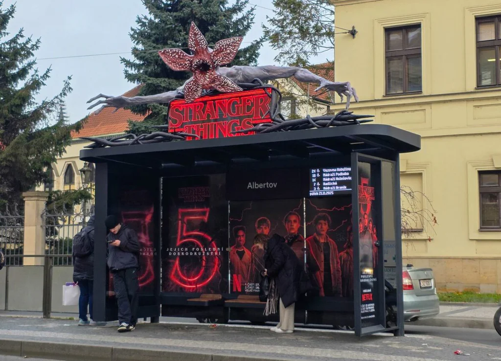 Stranger Things zastávka v Praze na Albertově