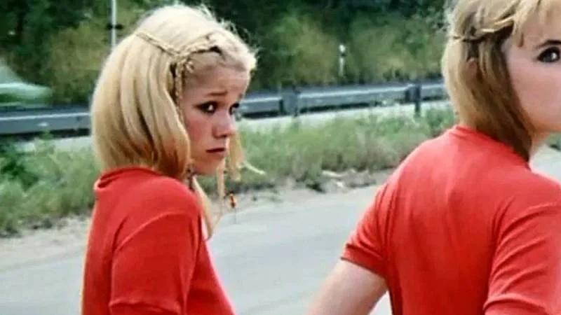 Už jí bylo 65: Hvězda 90. let skvěle vypadá, dobře bydlí a rozhodně není nepřehlédnutelná