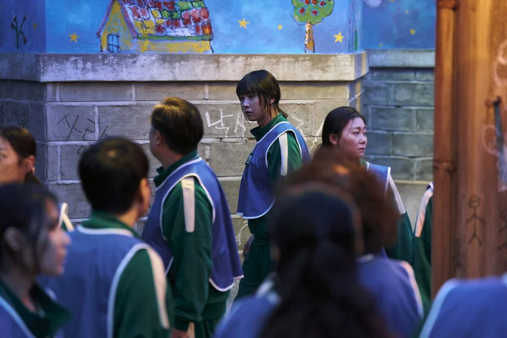 Squid Game S3 Park Sung-hoon as Hyun-ju in Squid Game