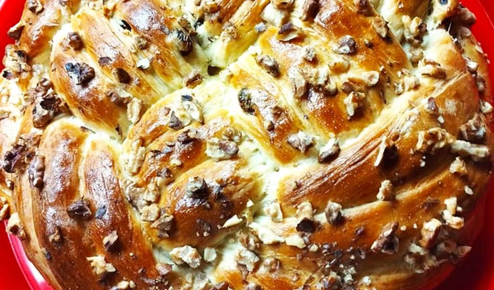 Obrázek receptu na pletený velikonoční mazanec.