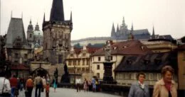 Fotografie Karlova mostu z roku 1980