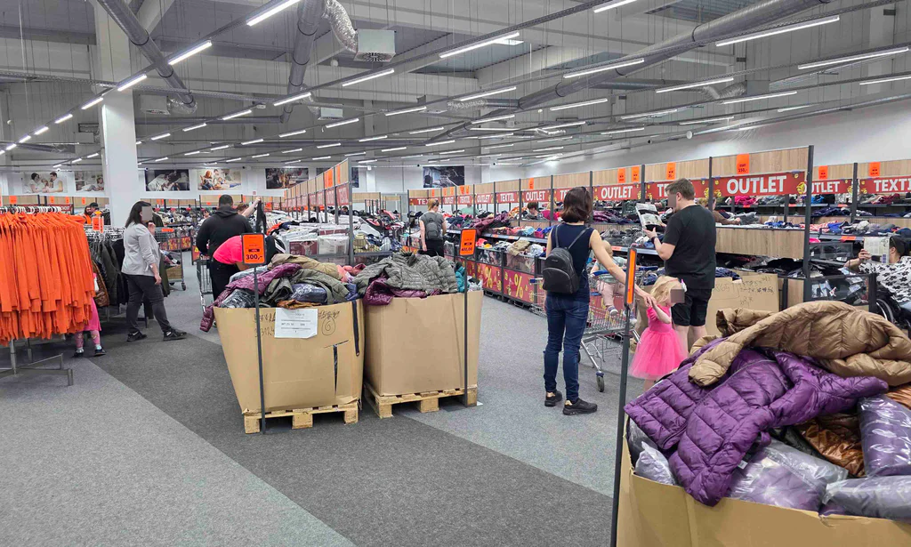 Prodejna Lidl outlet. Foto: Eva Kolnerová, ČRzprávy