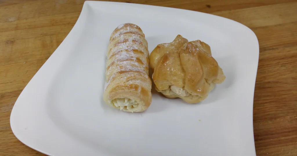 Fotografie kremrole a větrníku