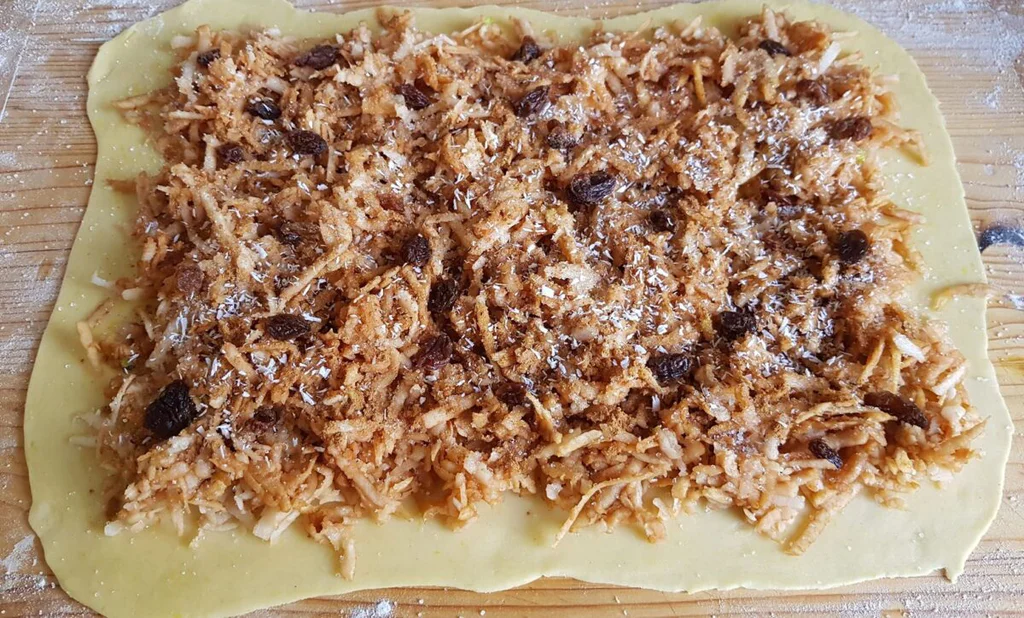 Recept na domácí těsto na závin