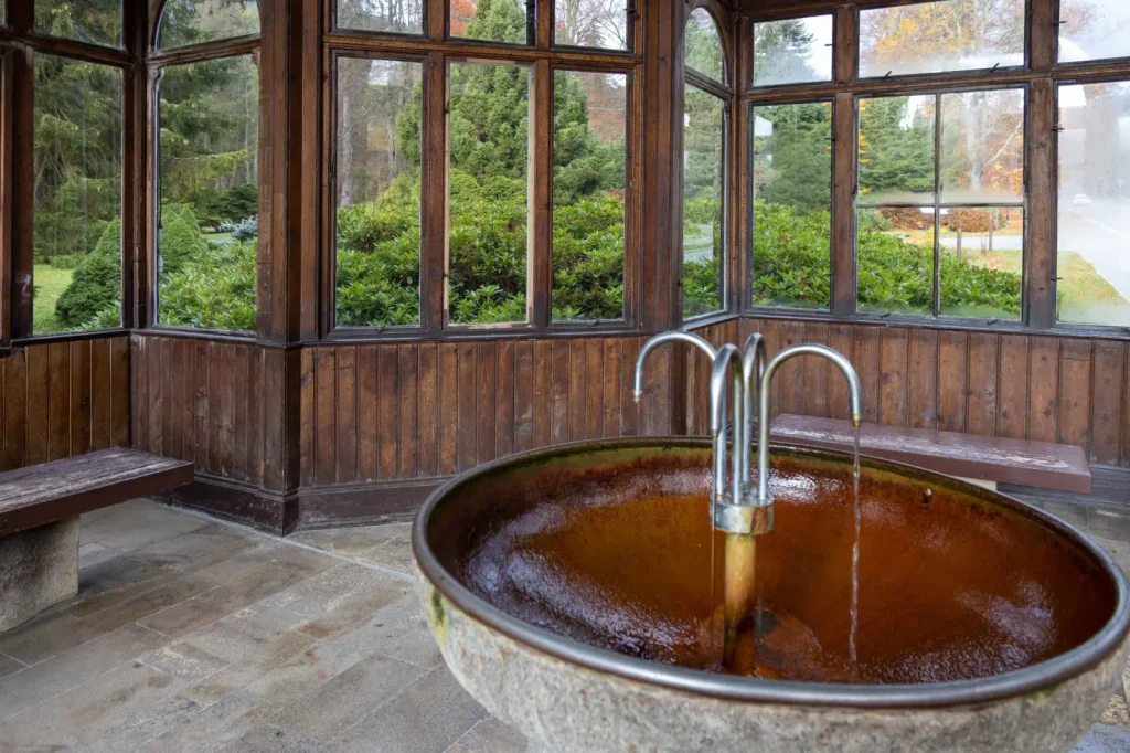 Léčivý pramen v Karlově Studánce 