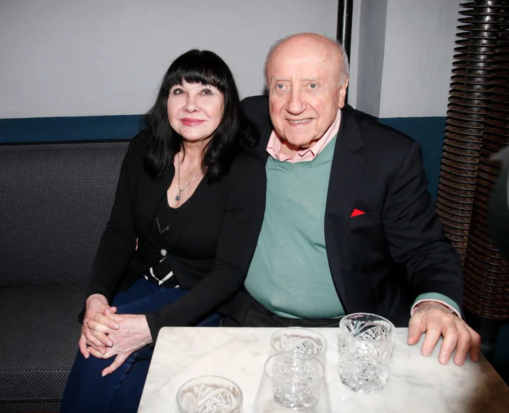 První svátky bez Aničky. Felix a Dáda už vědí, jak vše proběhne, rozhodnutí je pevné.