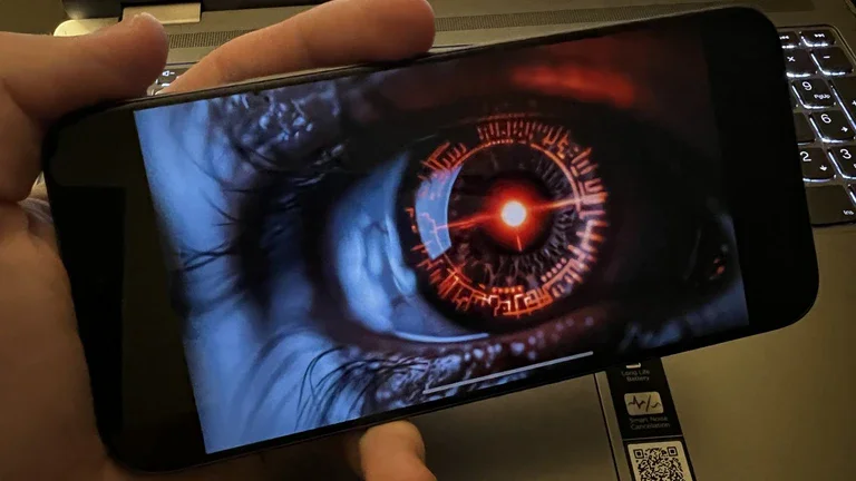 Telefon je sledován hackerem