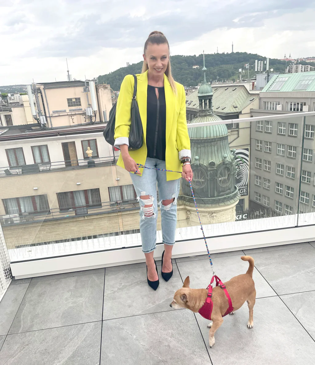 Alice Bendová překvapila: opustila showbyznys, obchoduje s realitami a vilu proměnila k nepoznání.