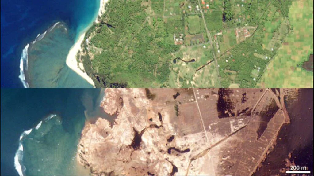 Indonésie před (2003) a po (2004) tsunami, FOTO: <a href="https://commons.wikimedia.org/wiki/File:Tsunami_Destroys_Lhoknga,_Indonesia_(Landsat,_2003-2004).png">NASA</a>, Public domain, via Wikimedia Commons