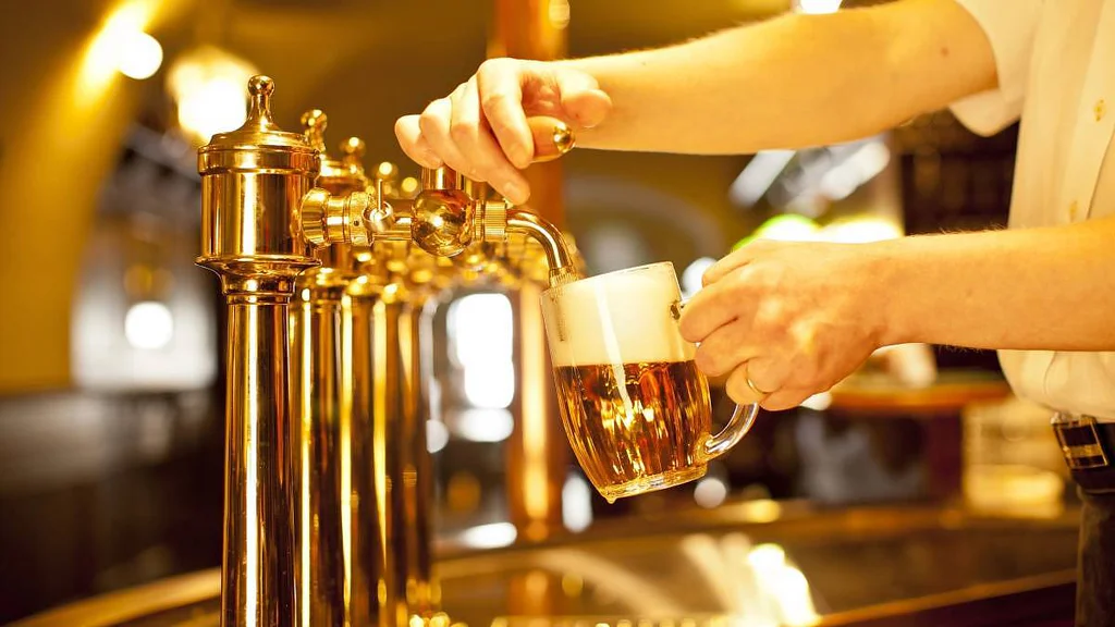 Hospodský kvíz, kde 10 otázek rozhodne, jestli jsi tahoun týmu nebo kotva