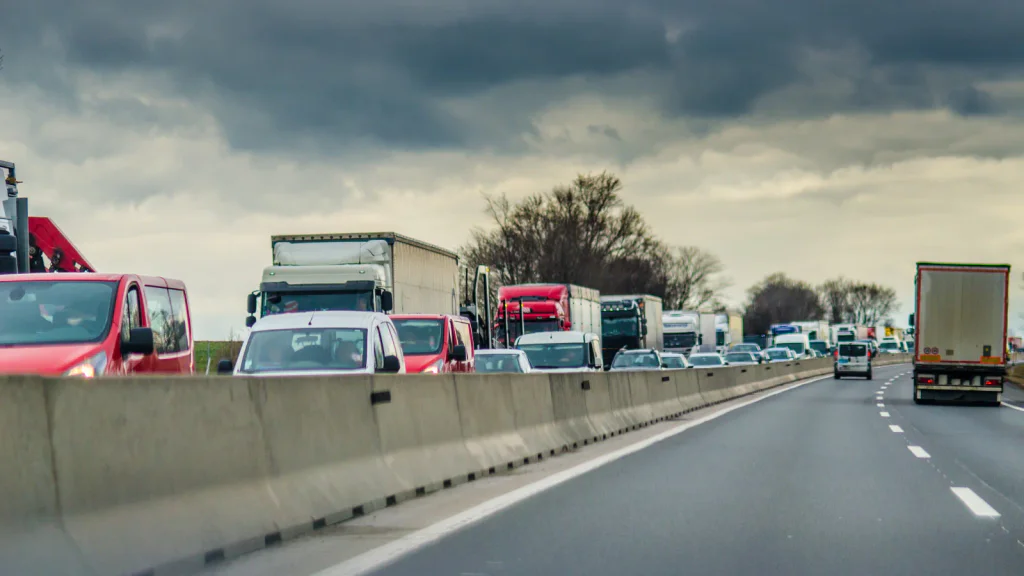 Velká změna u našich sousedů: Rakousko překvapilo novinkou na dálnicích, která šokuje řidiče z Česka.