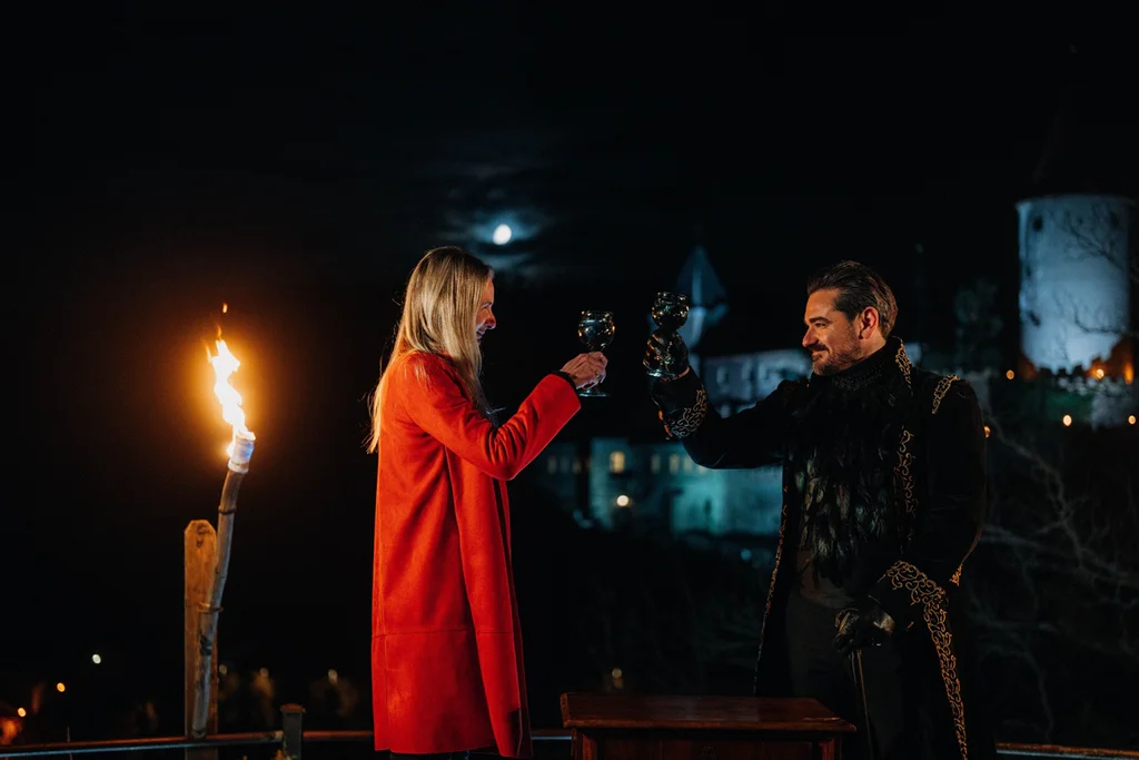 detektivní hra Zrádci