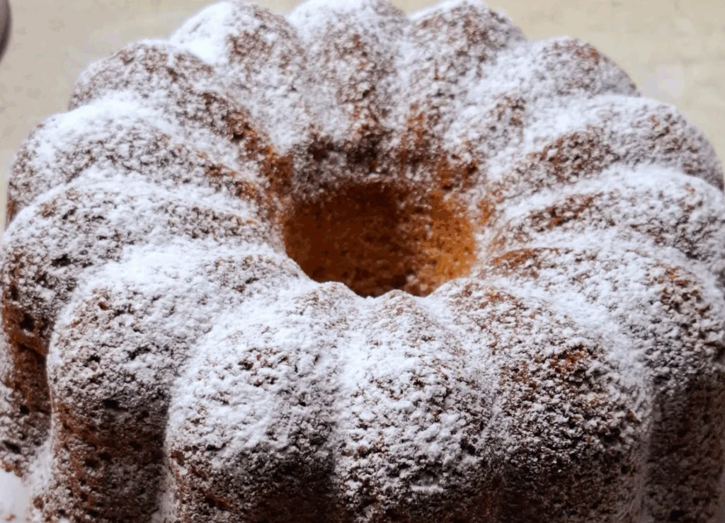 Obrázek k receptu na vláčnou jablečnou bábovku